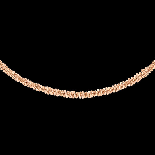 DANIEL WELLINGTON ELAN TWIST CHAIN ROSE GOLD NECKLACE - CLOSE-UP