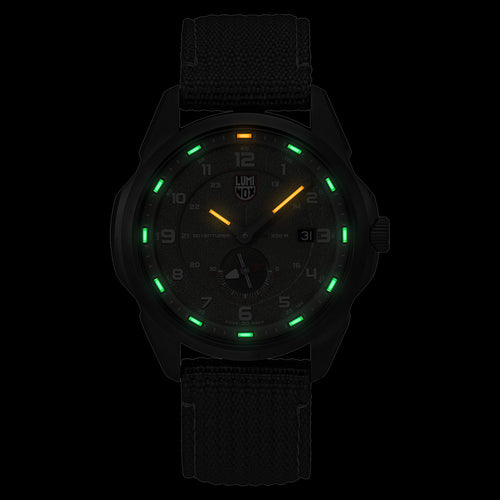 LUMINOX ATACAMA ADVENTURER FIELD CAMO WATCH 1767 - ILLUMINATION  VIEW