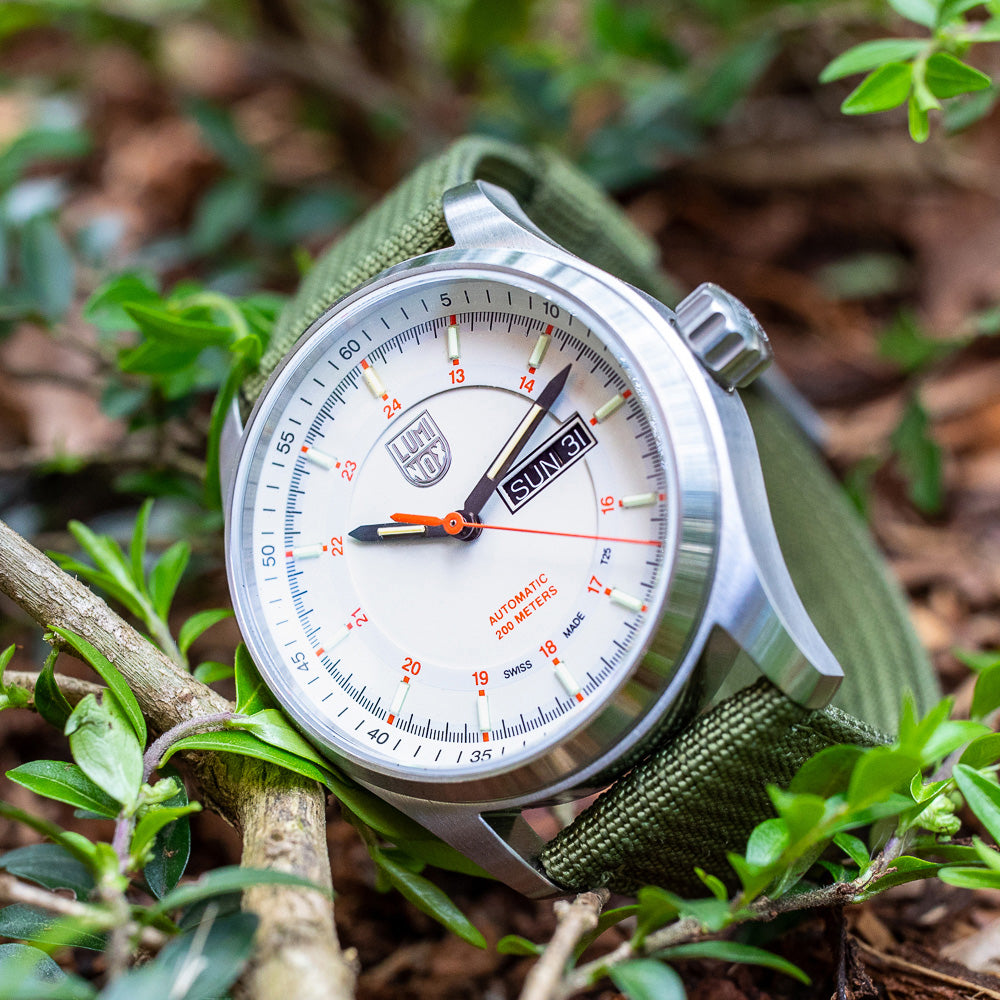 LUMINOX ATACAMA FIELD AUTOMATIC KHAKI WATCH 1907.NF - BEAUTY VIEW 2